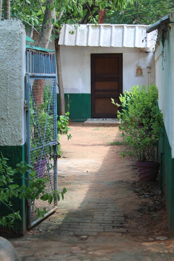 Discovery Guest House Auroville Exterior photo