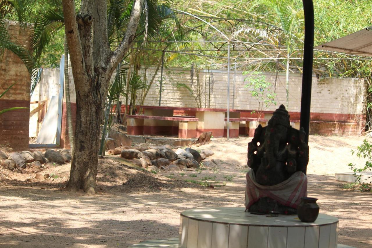 Discovery Guest House Auroville Exterior photo