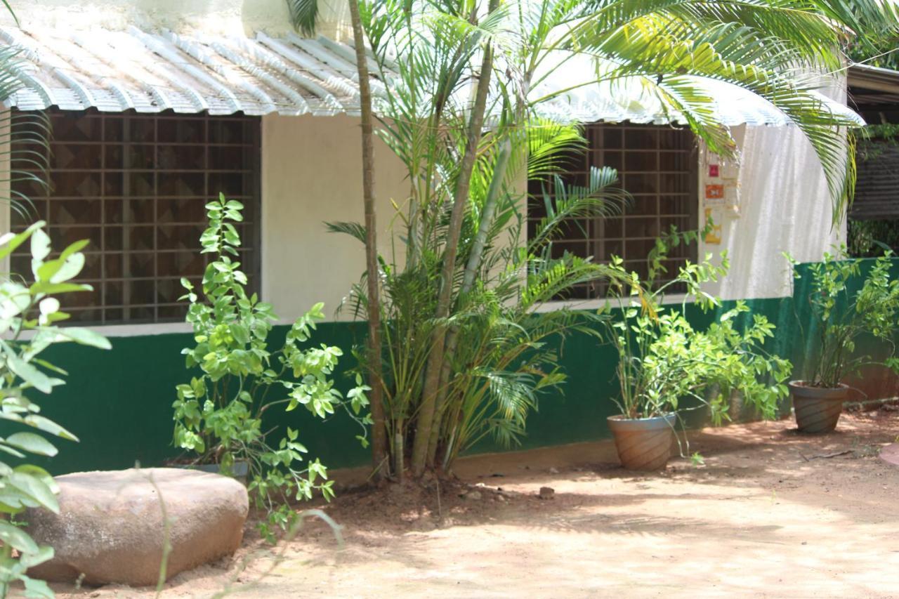 Discovery Guest House Auroville Exterior photo