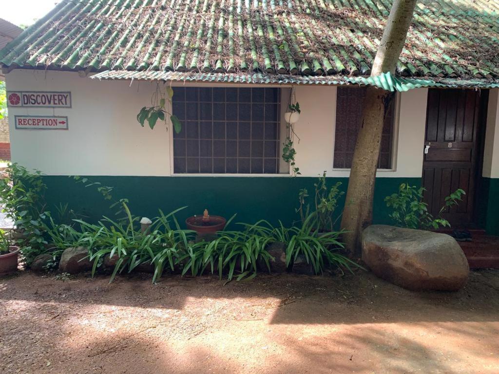 Discovery Guest House Auroville Exterior photo